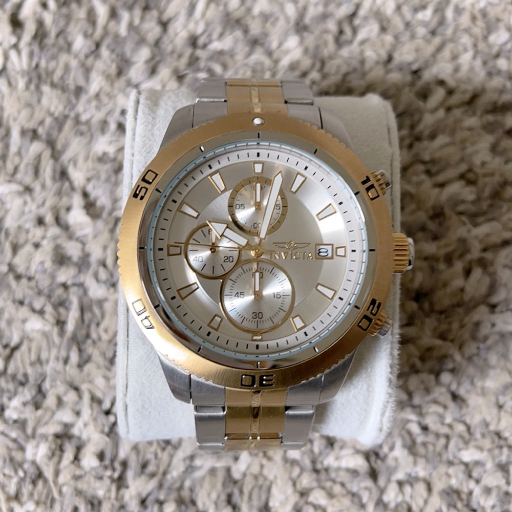 Invicta unisex watch